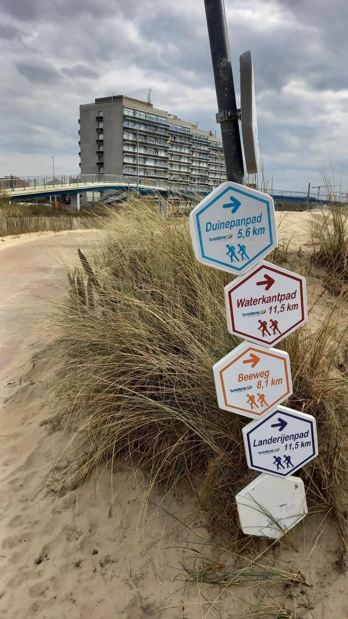 Studio Residentie Astrid 布列登 外观 照片